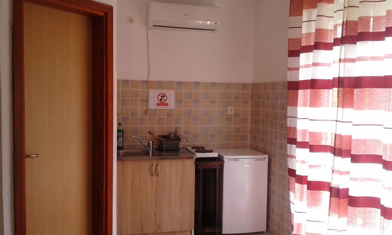 Danijela Apartmani Canj Exterior photo