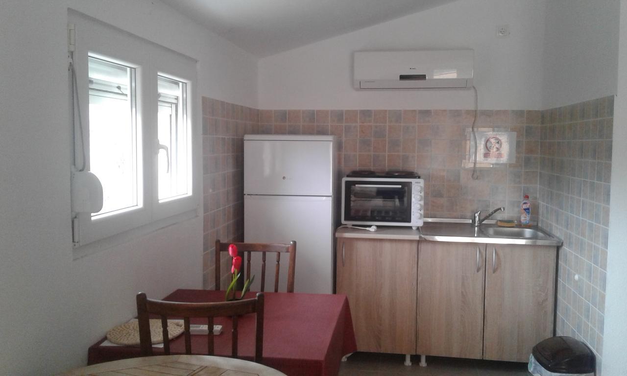 Danijela Apartmani Canj Exterior photo