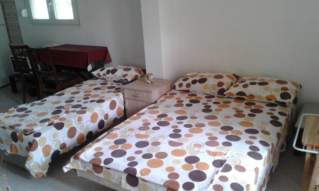 Danijela Apartmani Canj Exterior photo